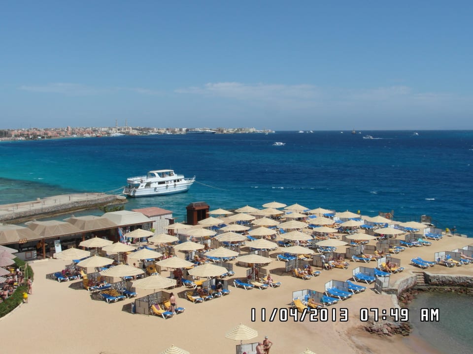 Hotel`s private beach SUNRISE Holidays Resort (Adults Only)