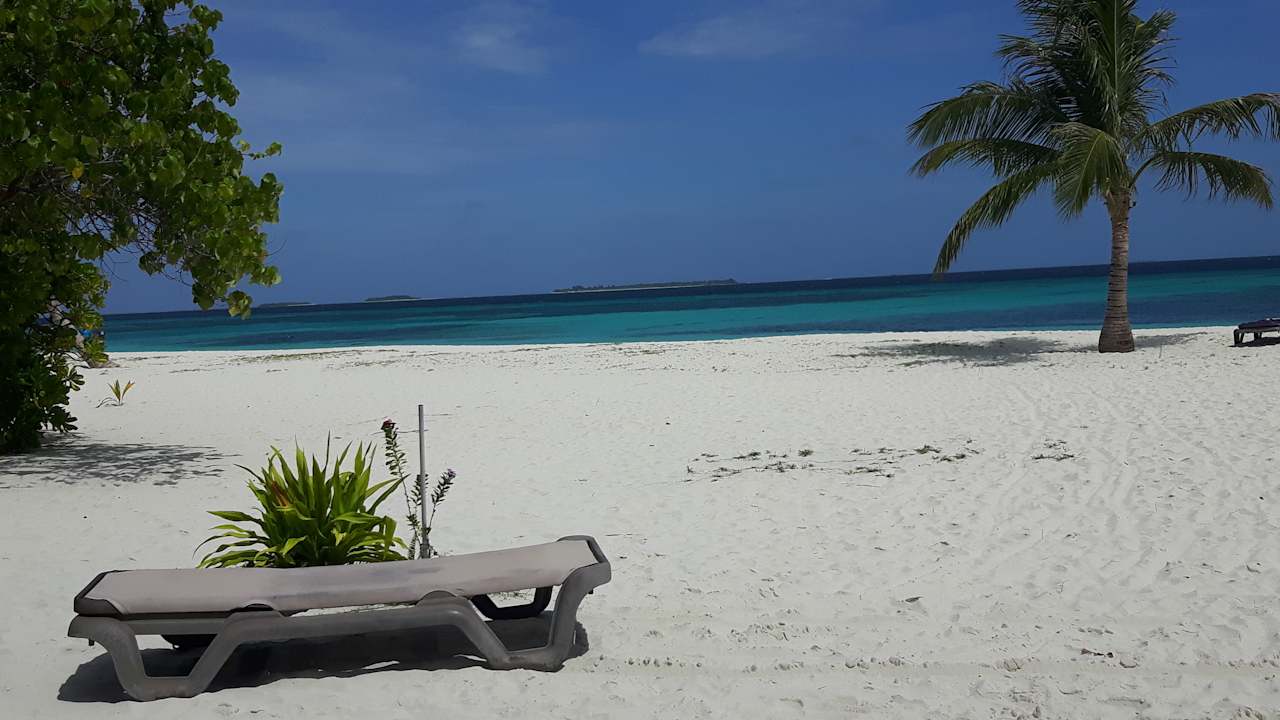 Strand Kuredu Island Resort & Spa