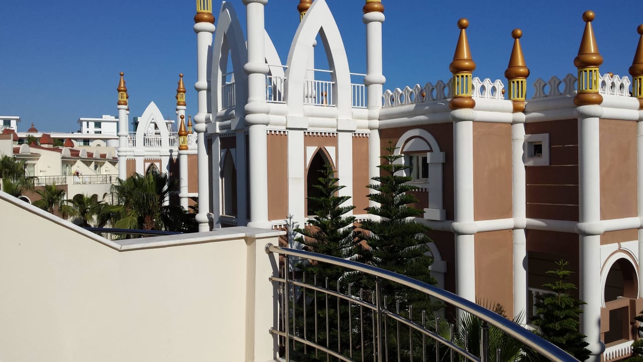 Blick von Terrasse Kamelya Aishen Club