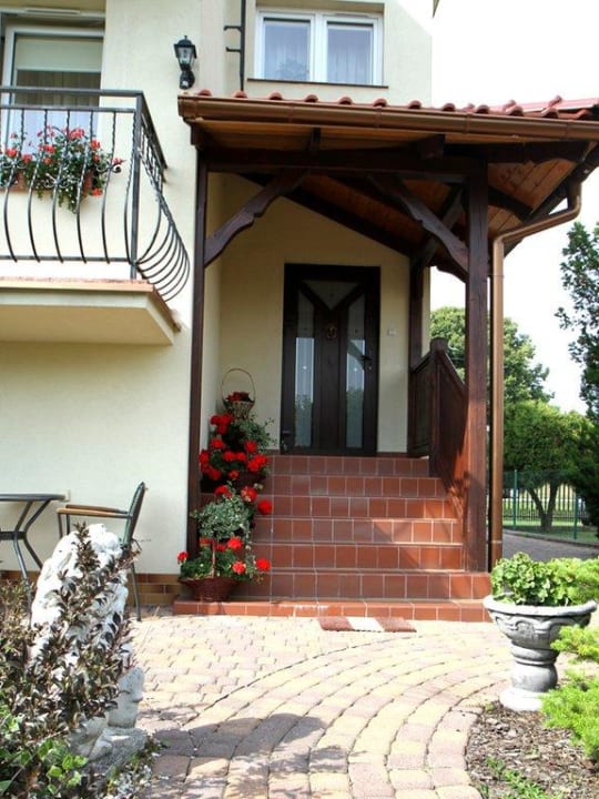 Entrence Atrium Hotel Willa Atrium