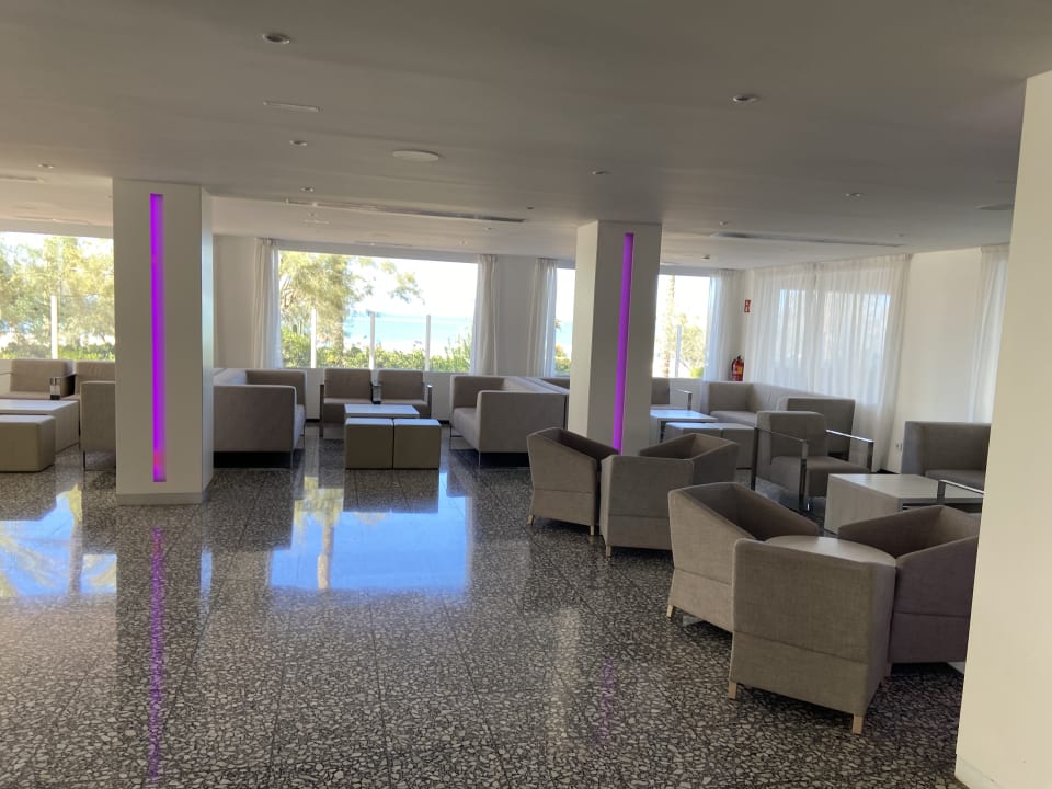 Lobby HSM Golden Playa