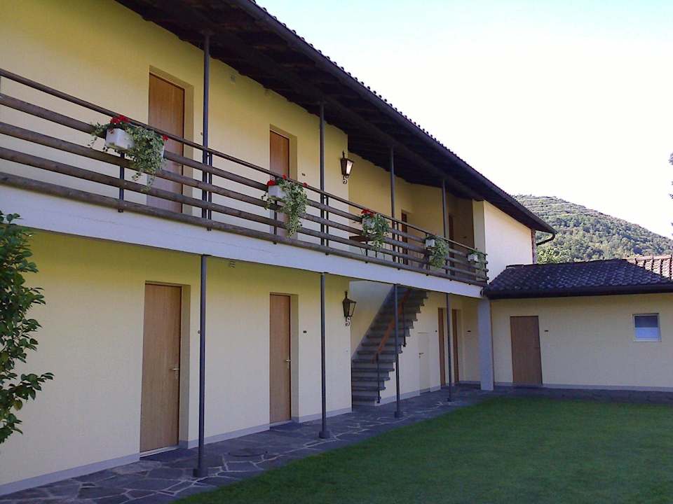 Zimmertrakt Hotel Albergo Mimosa