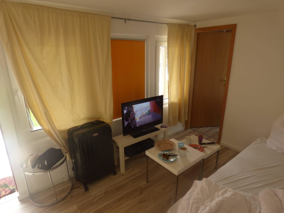 Wohnzimmer mit TV Ferienresort Möwenort