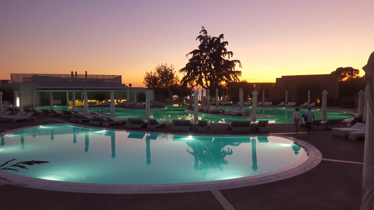 Pool Ikos Olivia