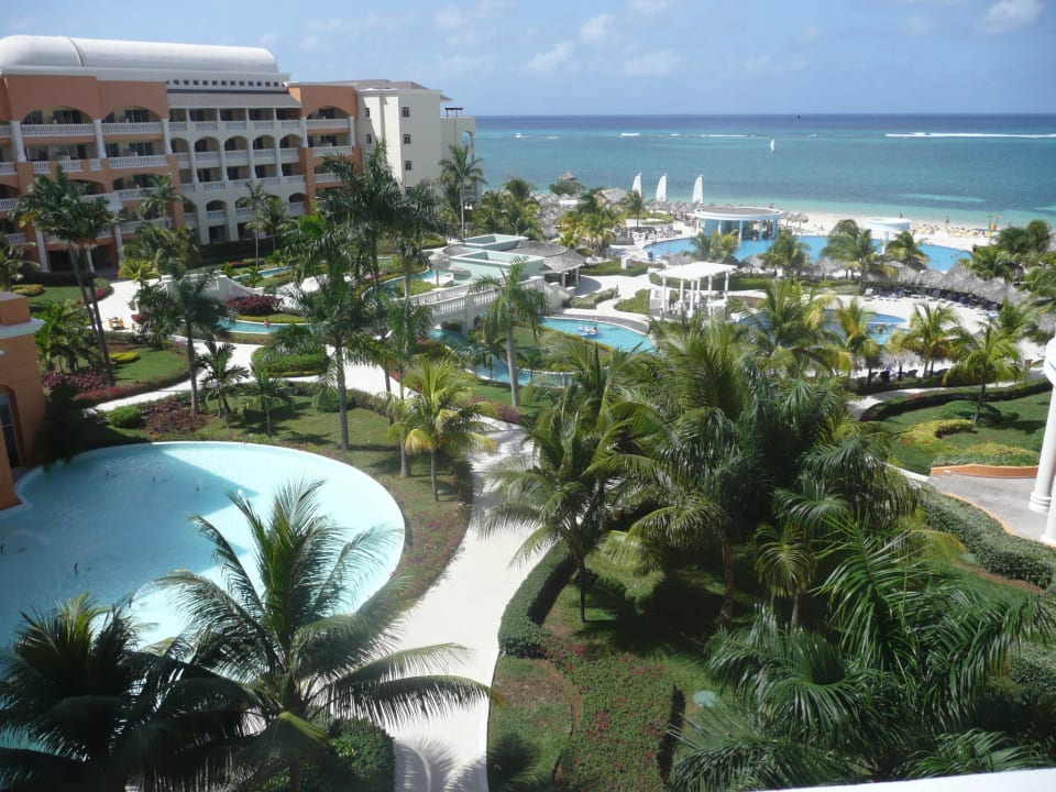 Sehr gepflegte Anlage Iberostar Selection Rose Hall Suites