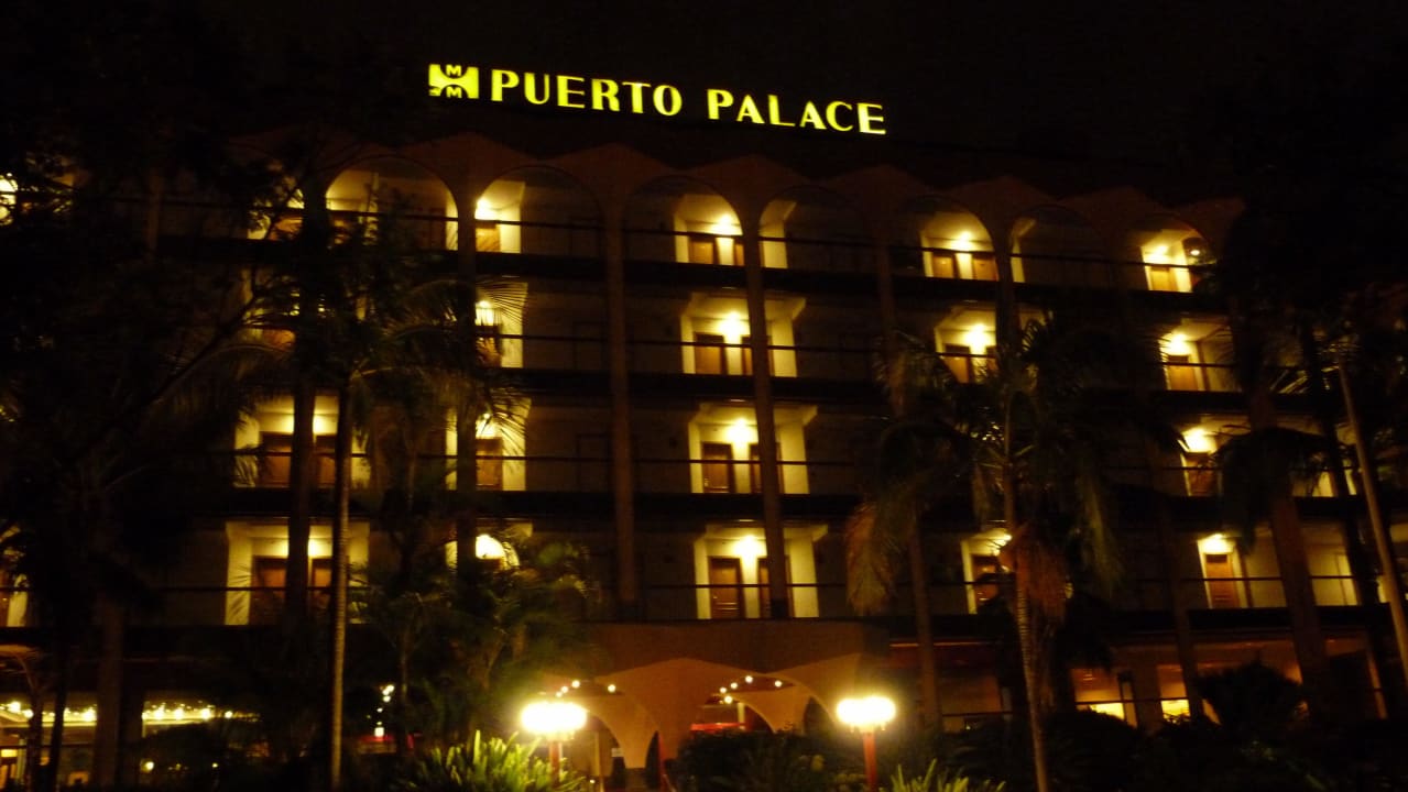 Hotel am Abend Hotel Puerto Palace