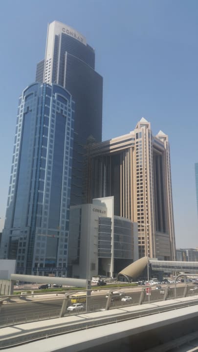 Außenansicht Conrad Dubai