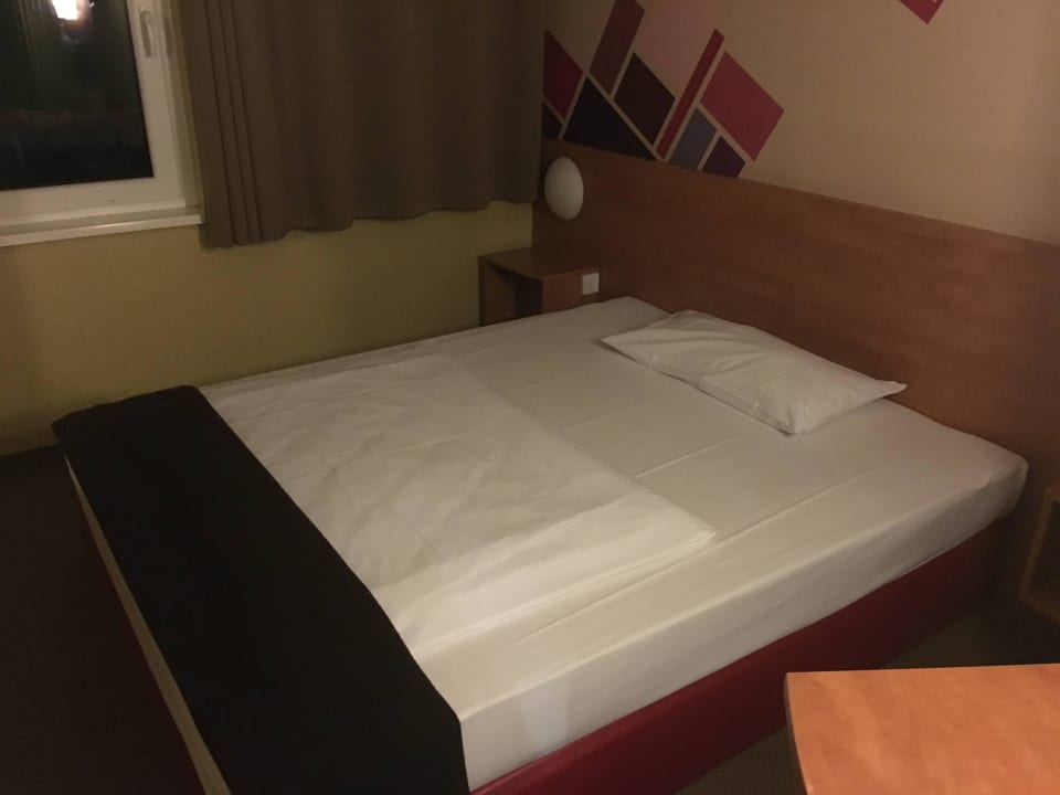Doppelbett B&B Hotel Düsseldorf-Airport