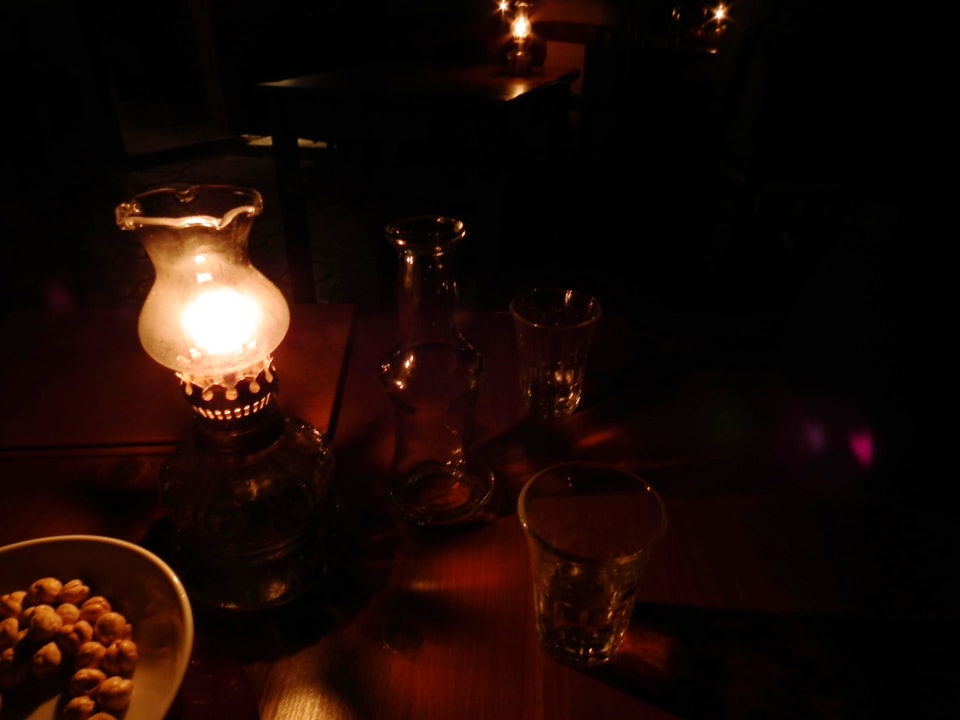 Abends im Kafenio Cactus Royal