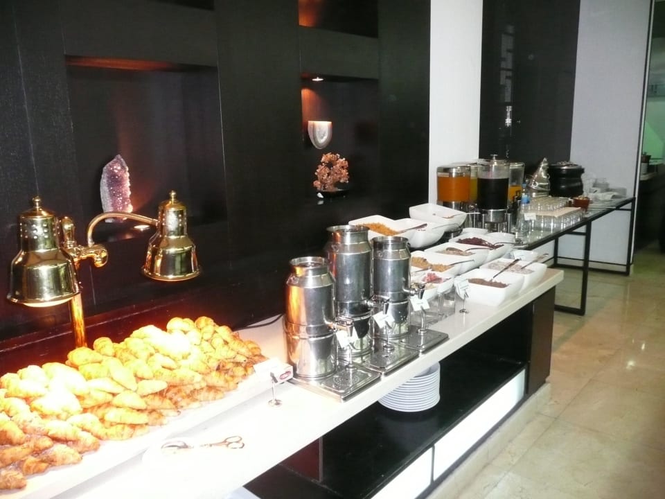 Frühstück Holiday Inn Dubai - Al Barsha