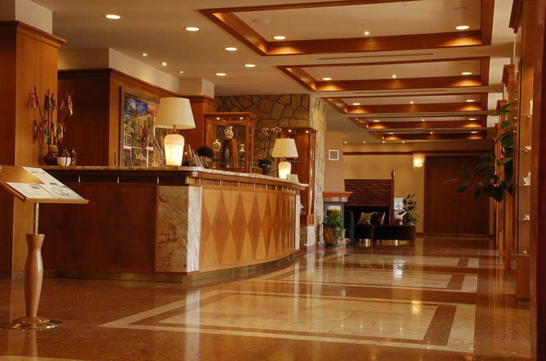 Lobby hotel Partizan Hotel Partizan
