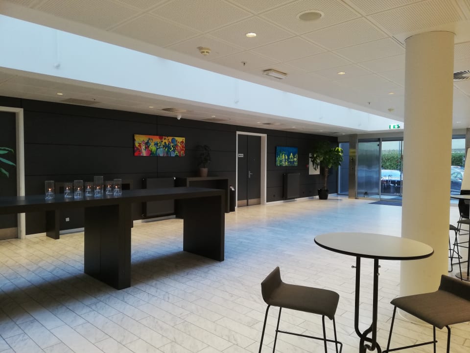 Lobby Hotel Park Inn by Radisson Copenhagen Airport