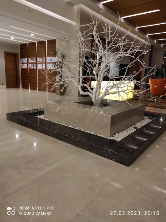 Lobby Side Sunport Hotel & Spa