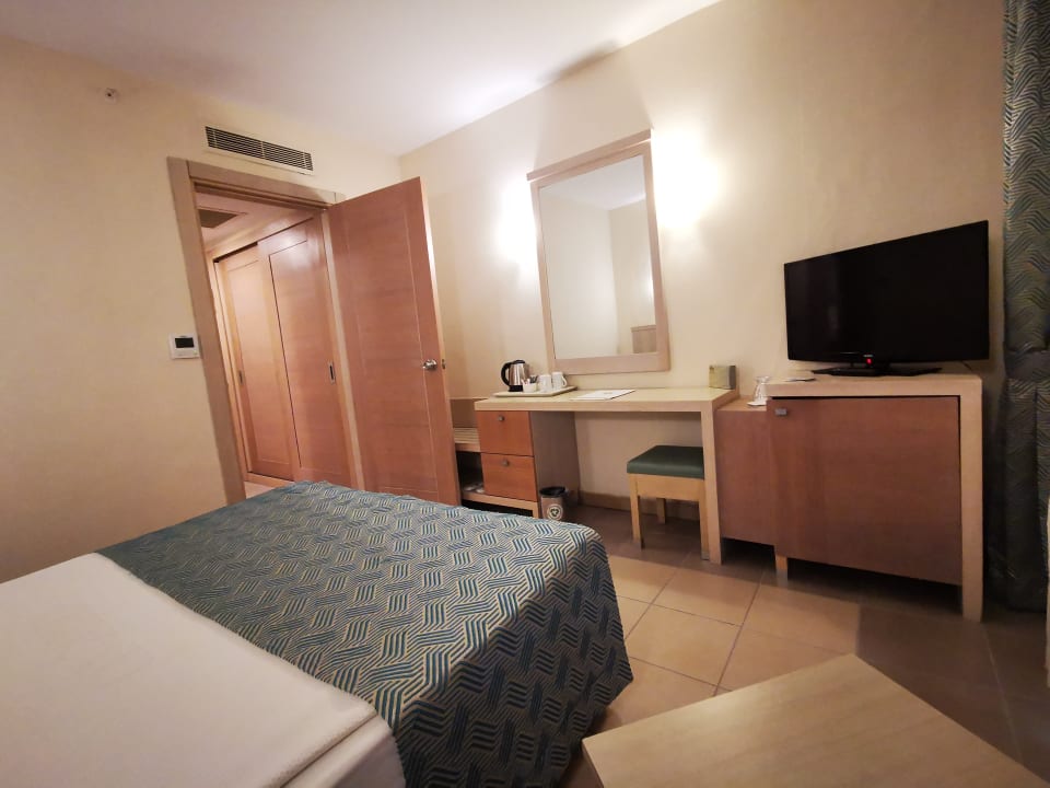 Zimmer Can Garden Resort