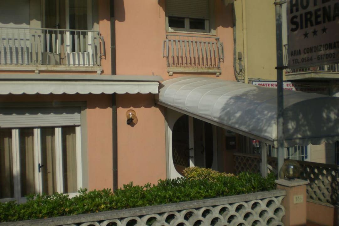 Hoteleingang Hotel Sirena