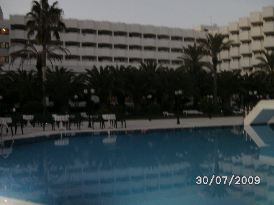 Blick vom Pool auf's Hotel Süral Saray Hotel