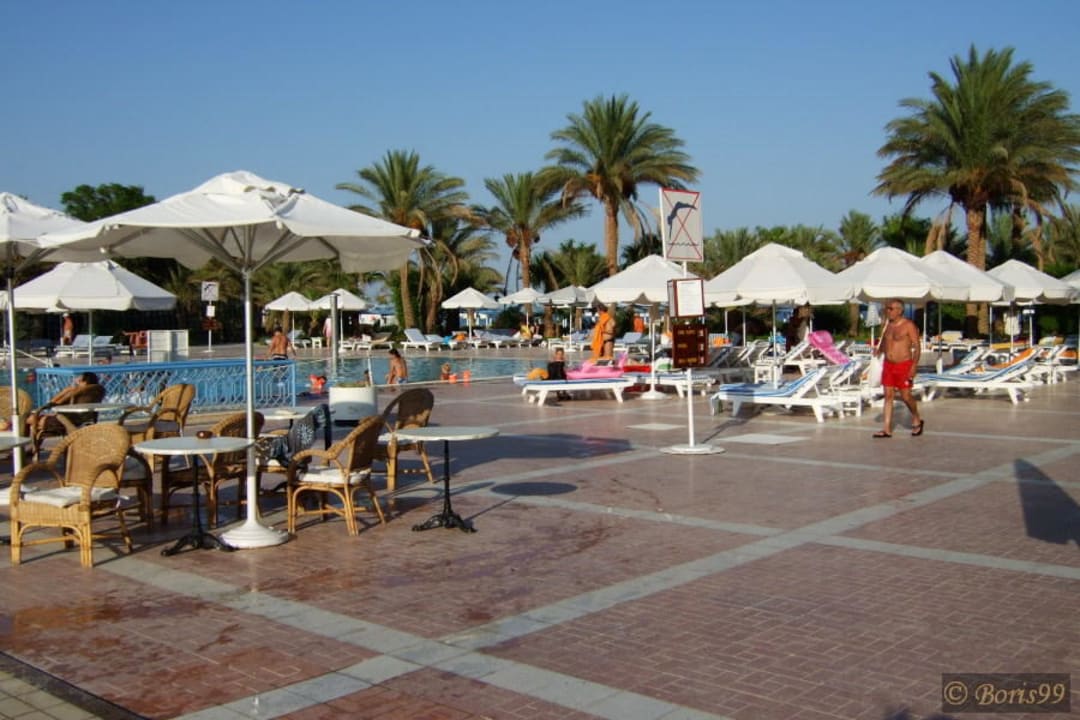 Am Paradise Pool The Grand Hotel Hurghada
