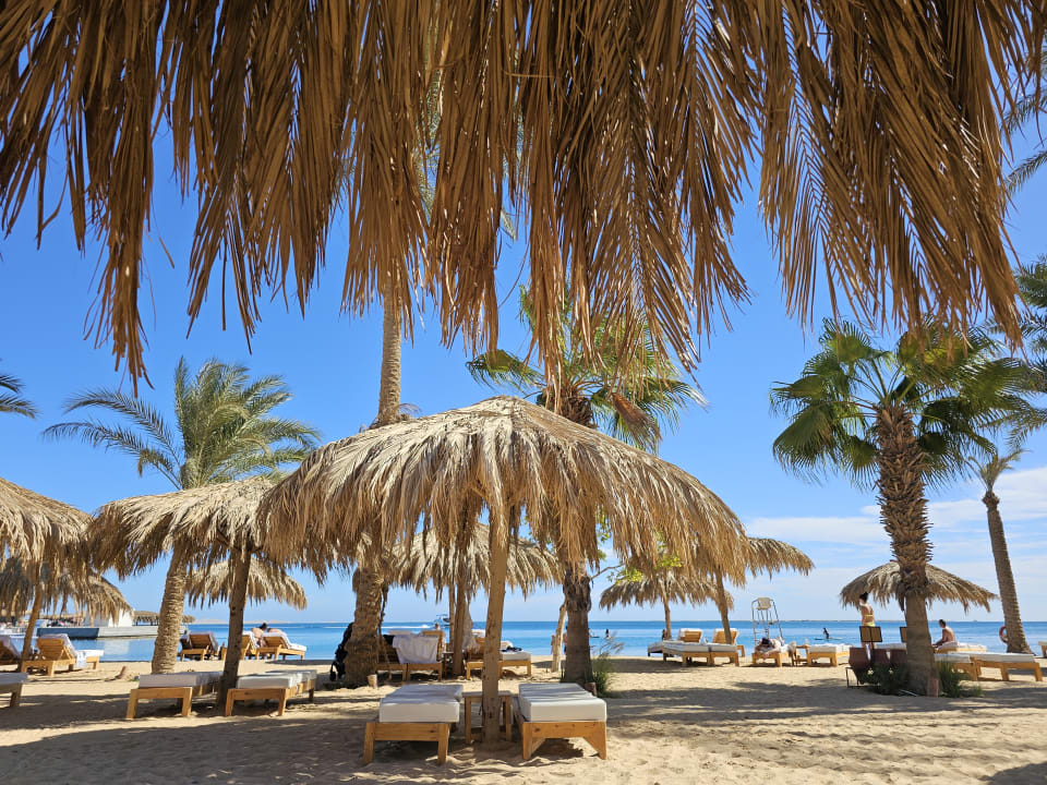 Strand Serry Beach Resort