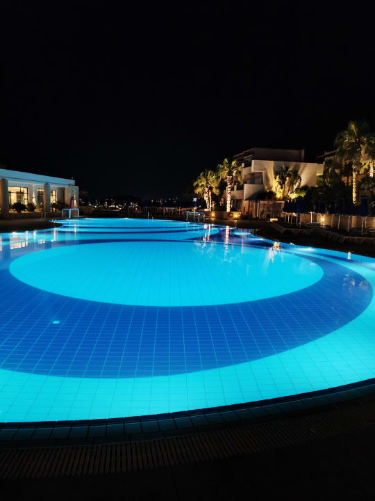 Pool Grand Hotel Holiday Resort