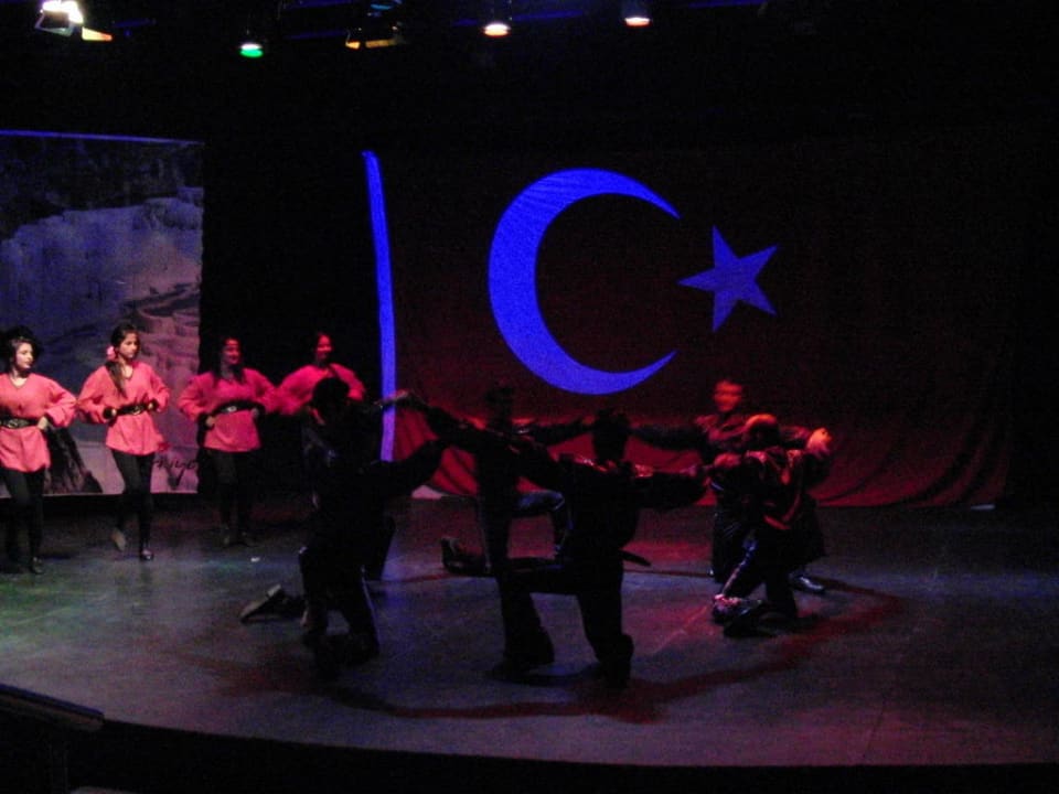 Türkischer Abend Show Side Breeze Hotel
