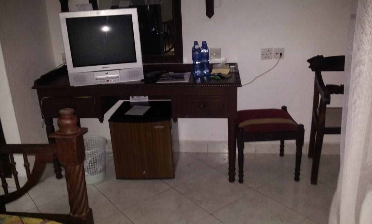 Sauberes, großes Zimmer Hotel Southern Palms Beach Resort