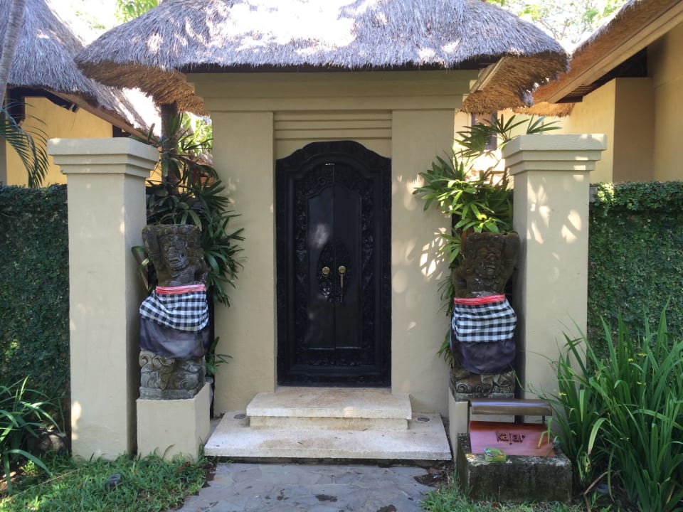 Eingang zur Villa Kajar Kayumanis Sanur Private Villa & Spa