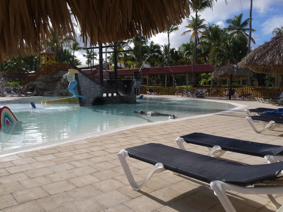 Hotel Grand Palladium Palace Resort, Spa & Casino Hotel Grand Palladium Palace Resort, Spa & Casino