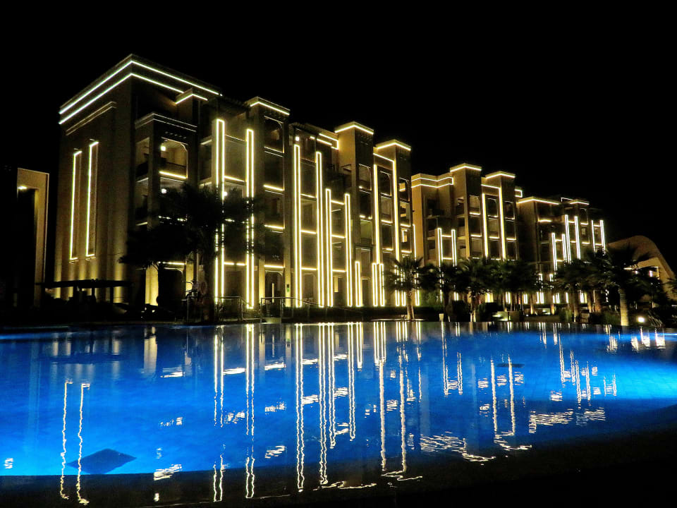 Außenansicht DoubleTree by Hilton Resort & Spa Marjan Island