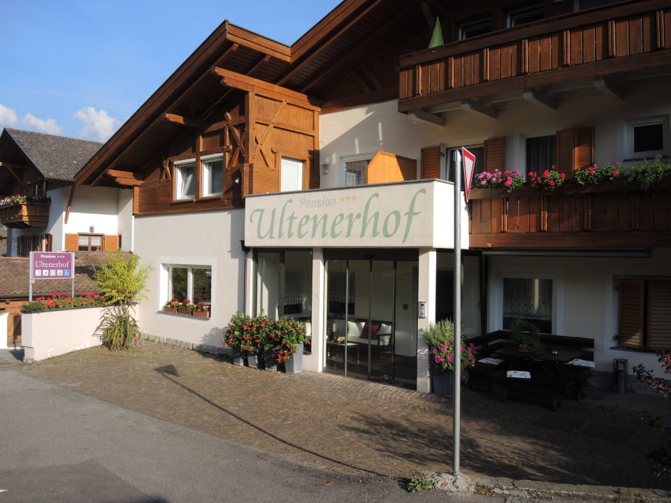 Eingangsbereich Hotel Ultenerhof
