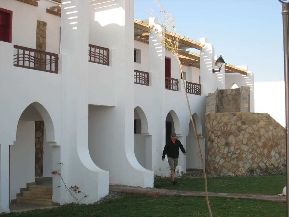 2 stöckige Anlage Hotel Gorgonia Beach Resort