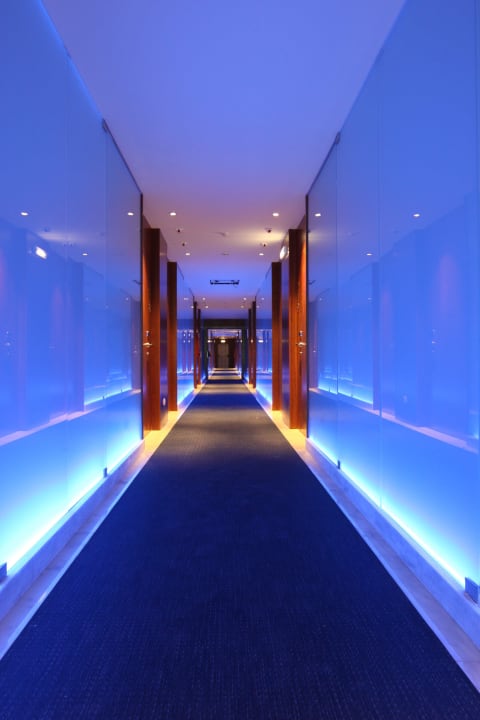 Corridor Hotel Aquashow Park