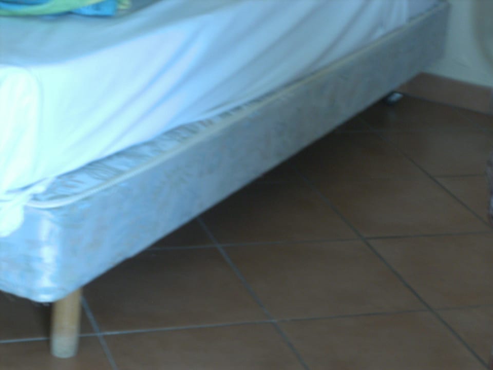 Zwei aufeinandergelegte Matratzen=Bett db San Antonio Hotel + Spa