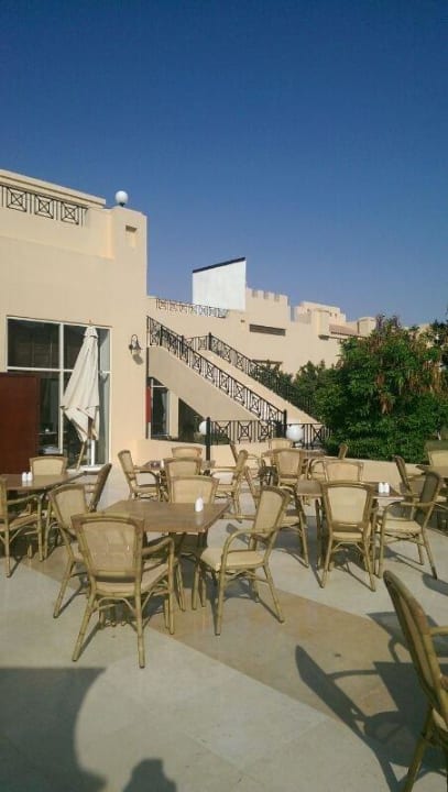 Teil der Terrasse (zum Speisesaal zugehörig) Cleopatra Luxury Resort Makadi Bay