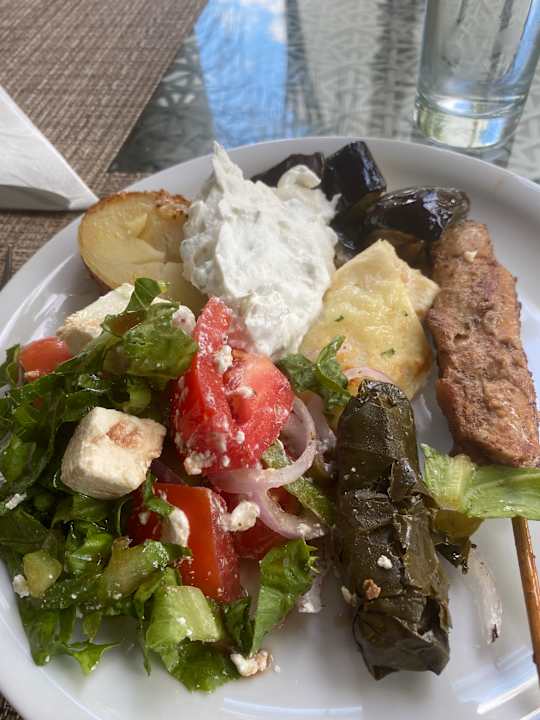 Gastro White Dreams Resort & Anex