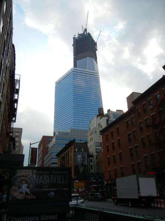 Sicht direkt vor dem Eingang Hotel Cosmopolitan