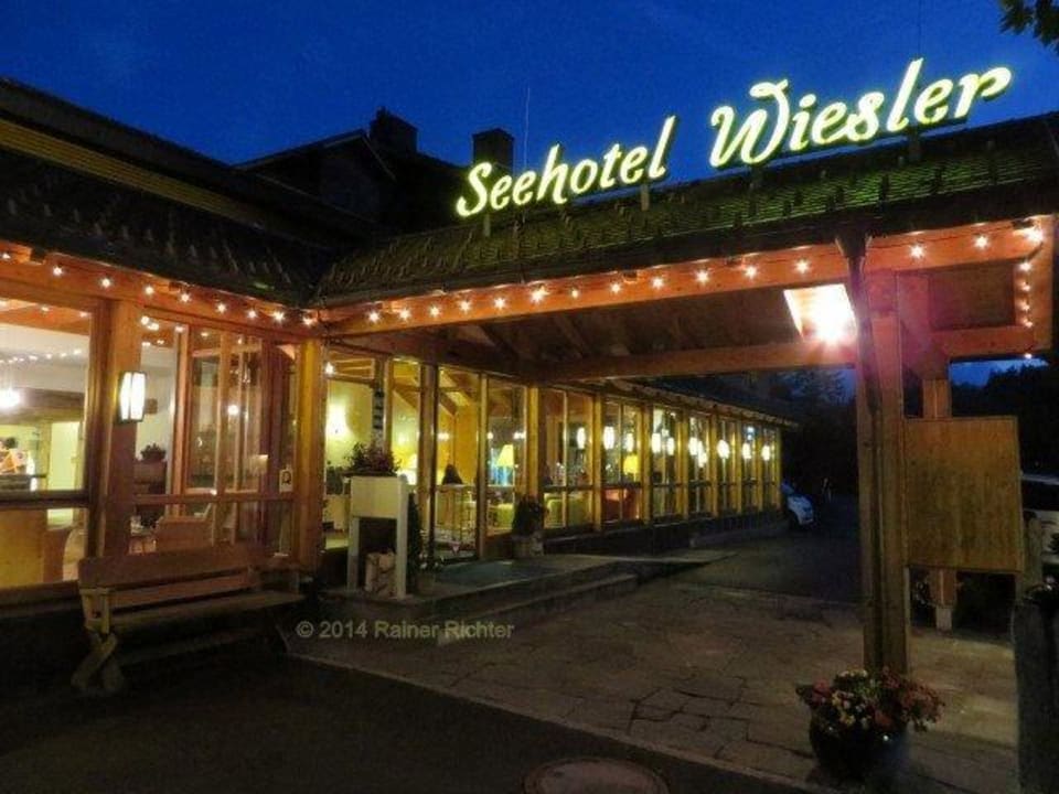 Eingangsbereich Hotel Wiesler Seehotel Wiesler