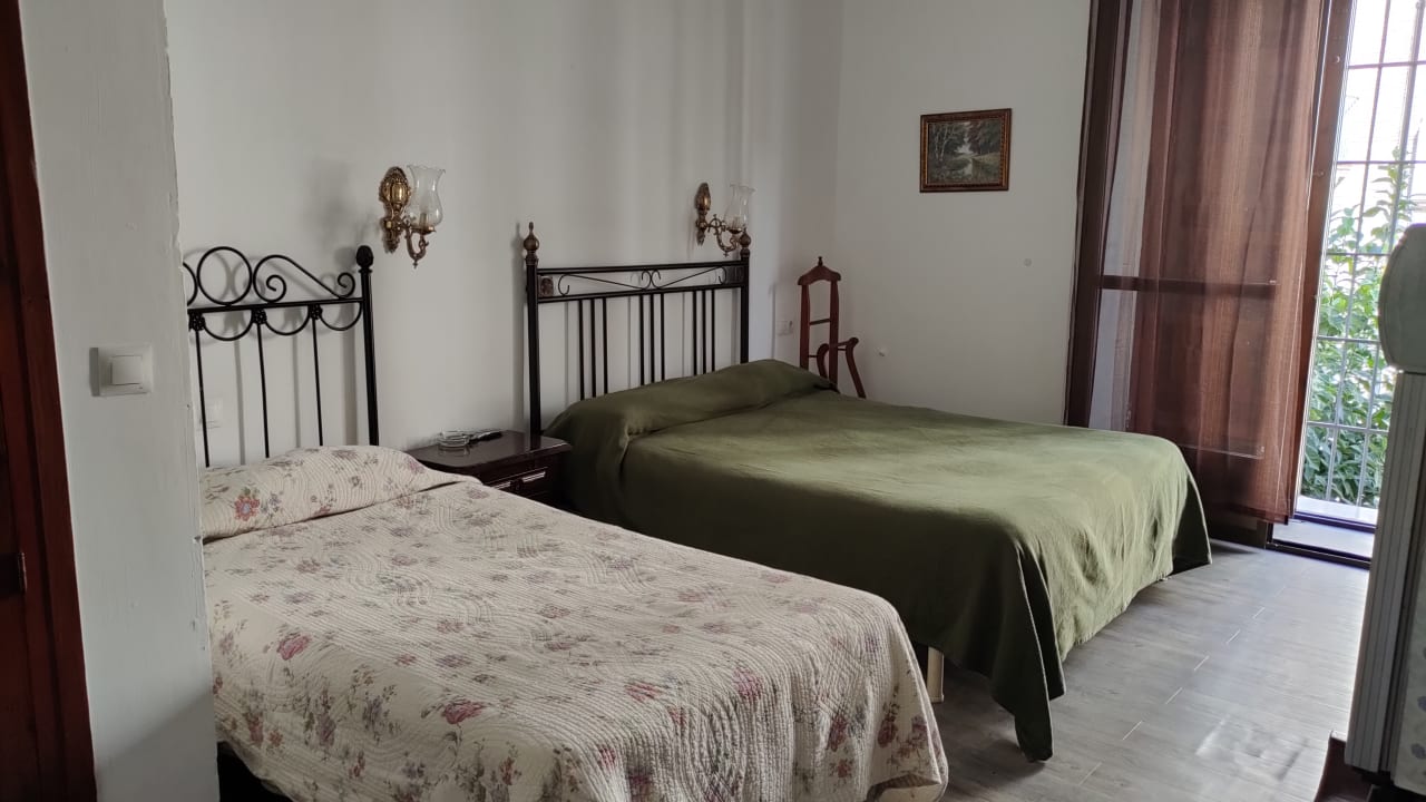 Zimmer Hostal Colon Antequera