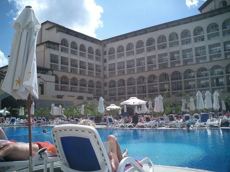 Innenhof mit 2 Pools Meliá Sunny Beach