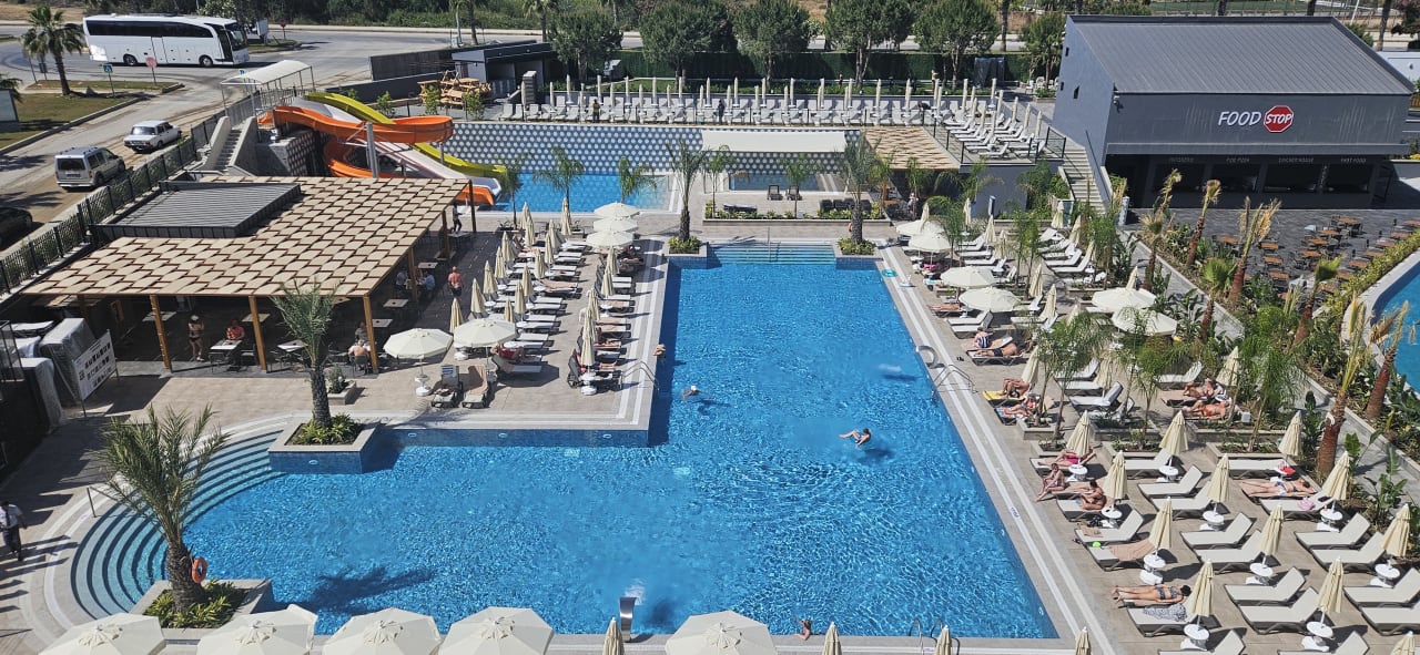 Pool VOX MARIS RESORT