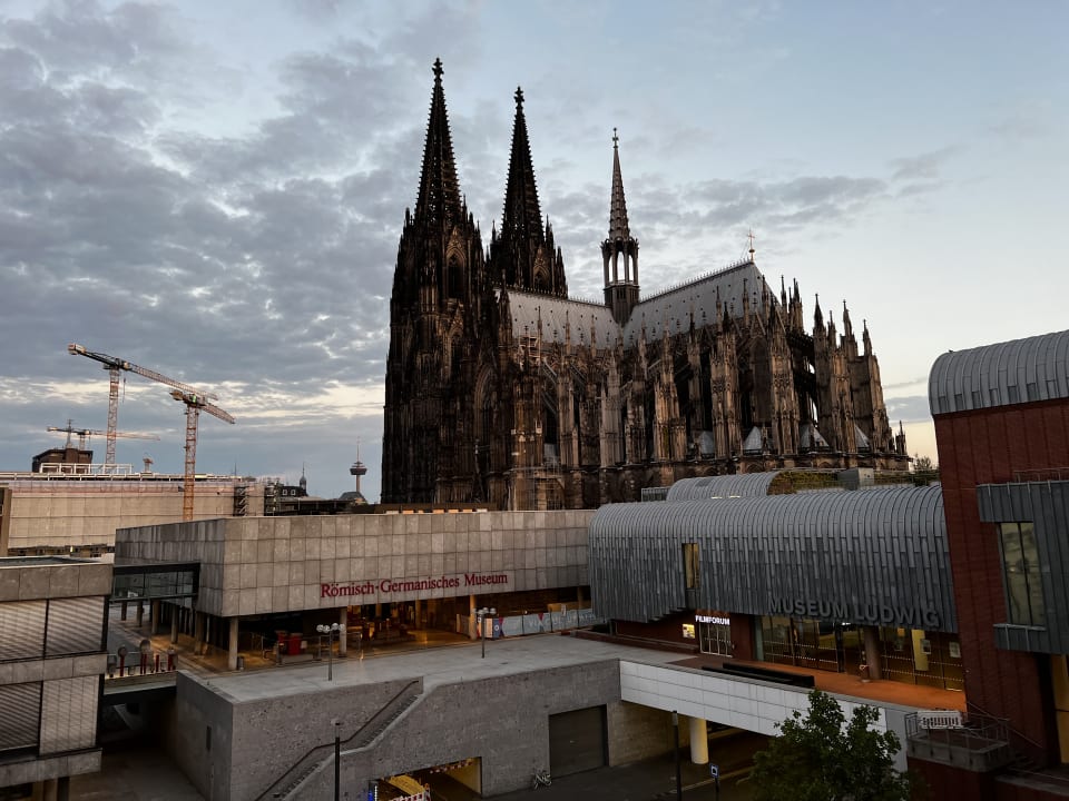 Ausblick Hotel Mondial am Dom Cologne- MGallery