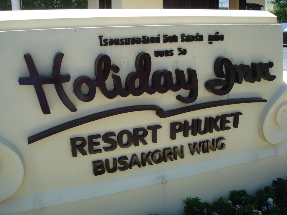 Eingang Holiday Inn Resort Phuket