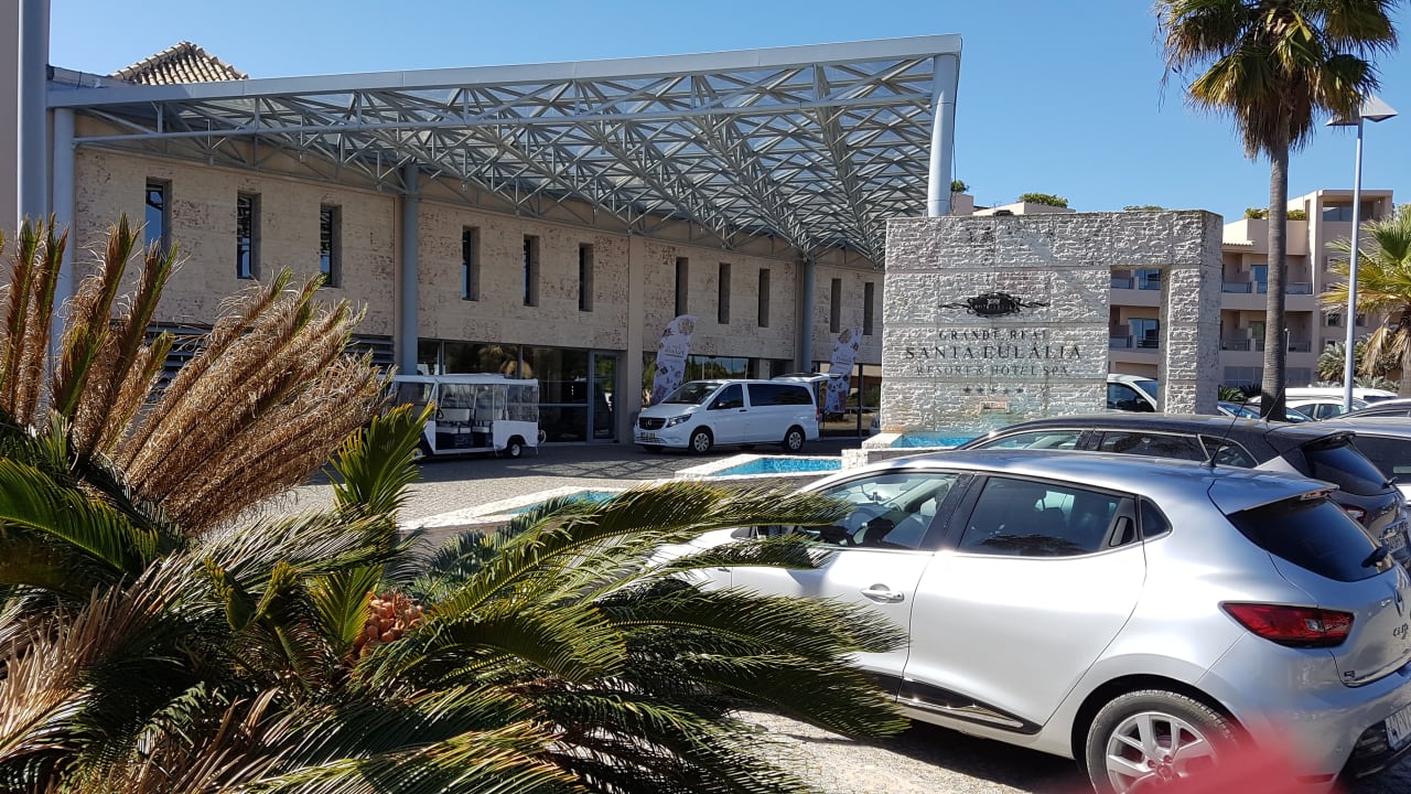 Außenansicht Grande Real Santa Eulalia Resort & Hotel Spa