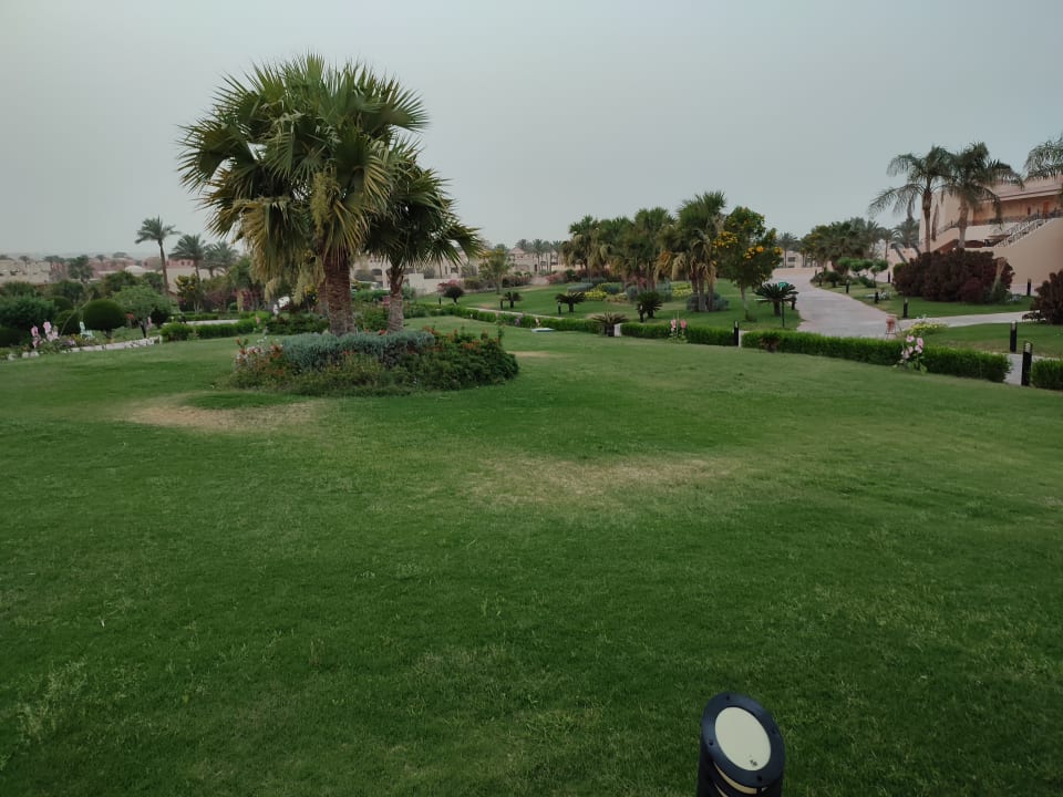 Gartenanlage Cleopatra Luxury Resort Makadi Bay