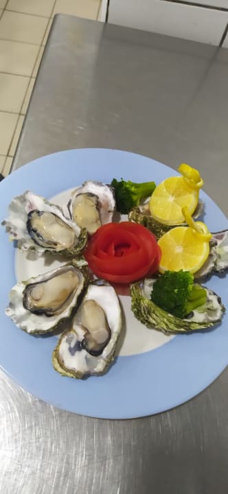 Gastro Side Village Hotel