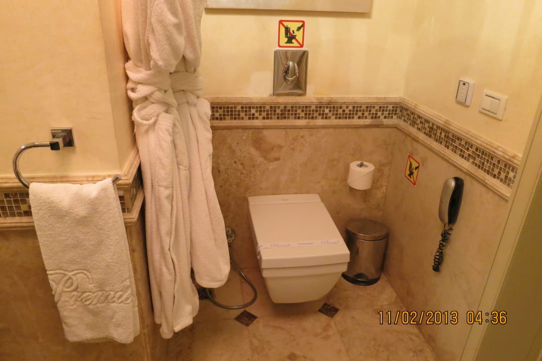 Toilette mit Telefon Kaisol Romance Resort