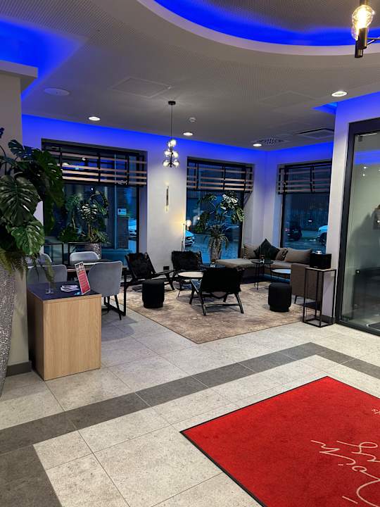 Lobby Leonardo Hotel Hamburg Altona