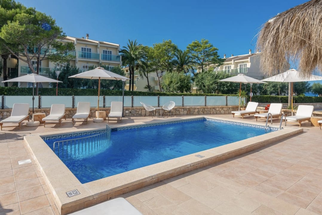 Pool Bauló Mar Apartments