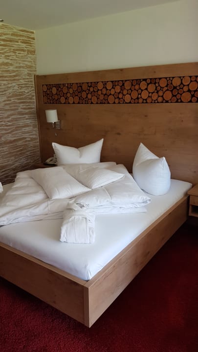 Zimmer Alm- & Wellnesshotel Alpenhof