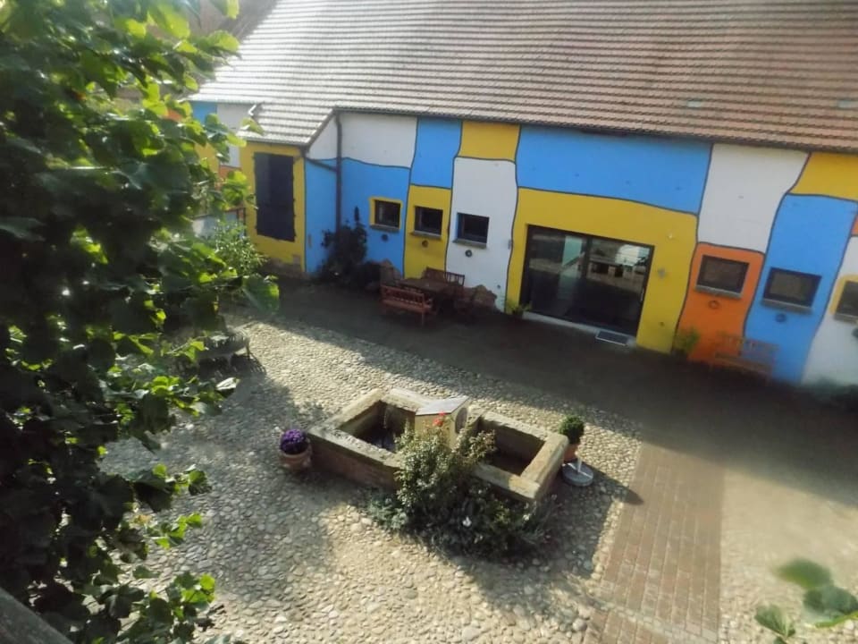 Der Innenhof  Kulturhof Breetz