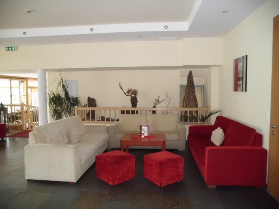 Sitzmöglichkeit Lobby Erlebnishotel Fendels